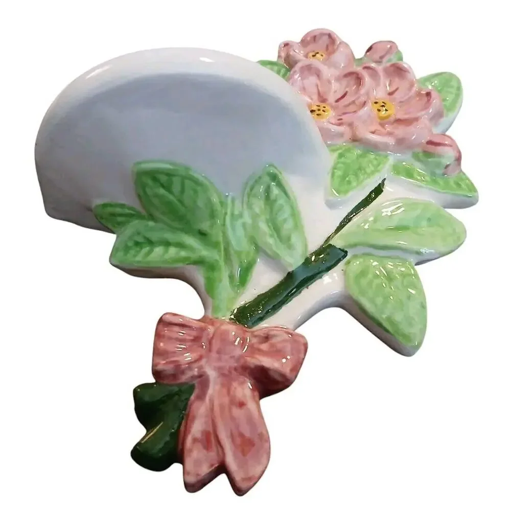 Vtg Pink Bouquet of Flowers Green Leaves Bow Ceramic Hanging Wall‎ Shelf Decor